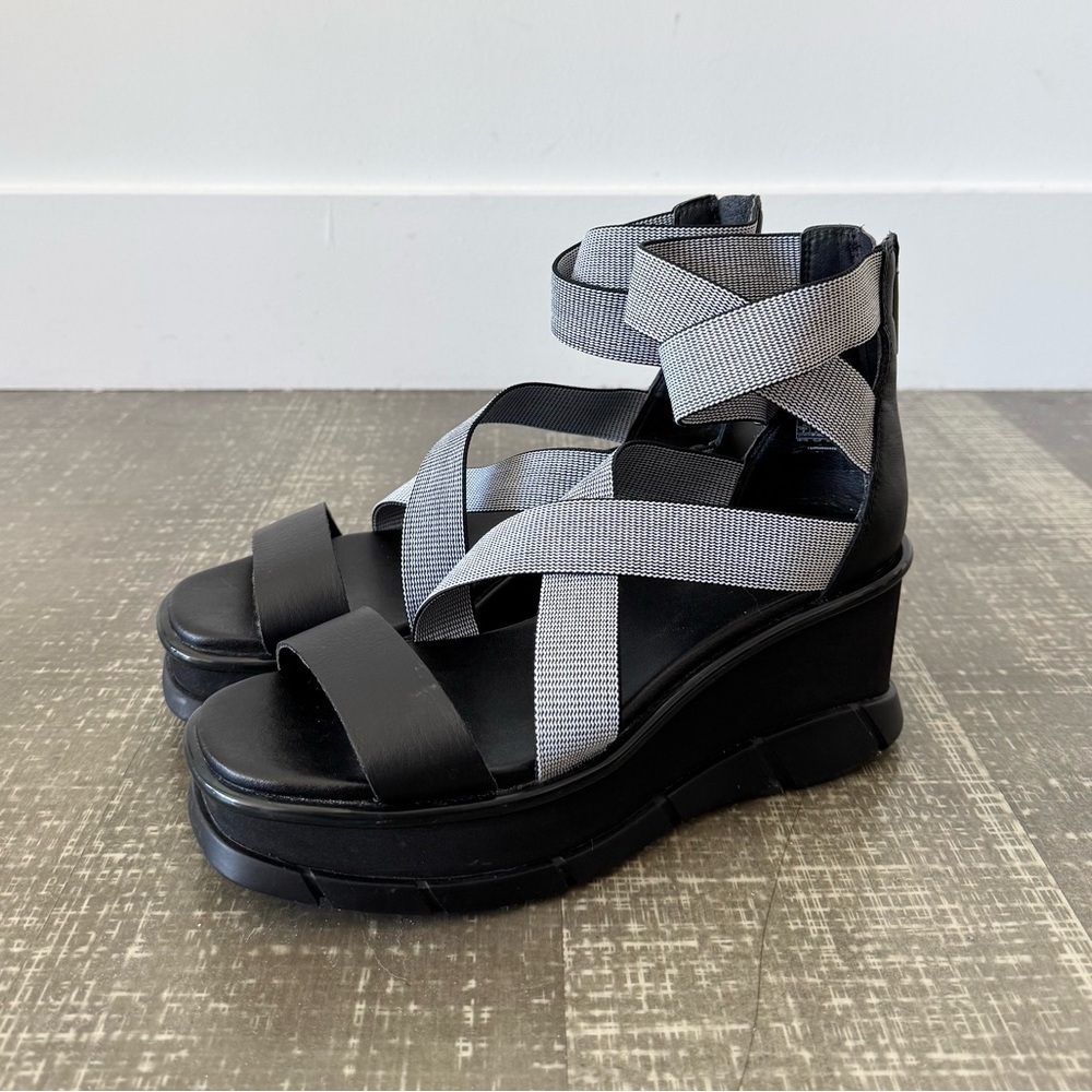 SOREL Joanie III Sport Strap Wedge Sandal - Picture 2 of 13